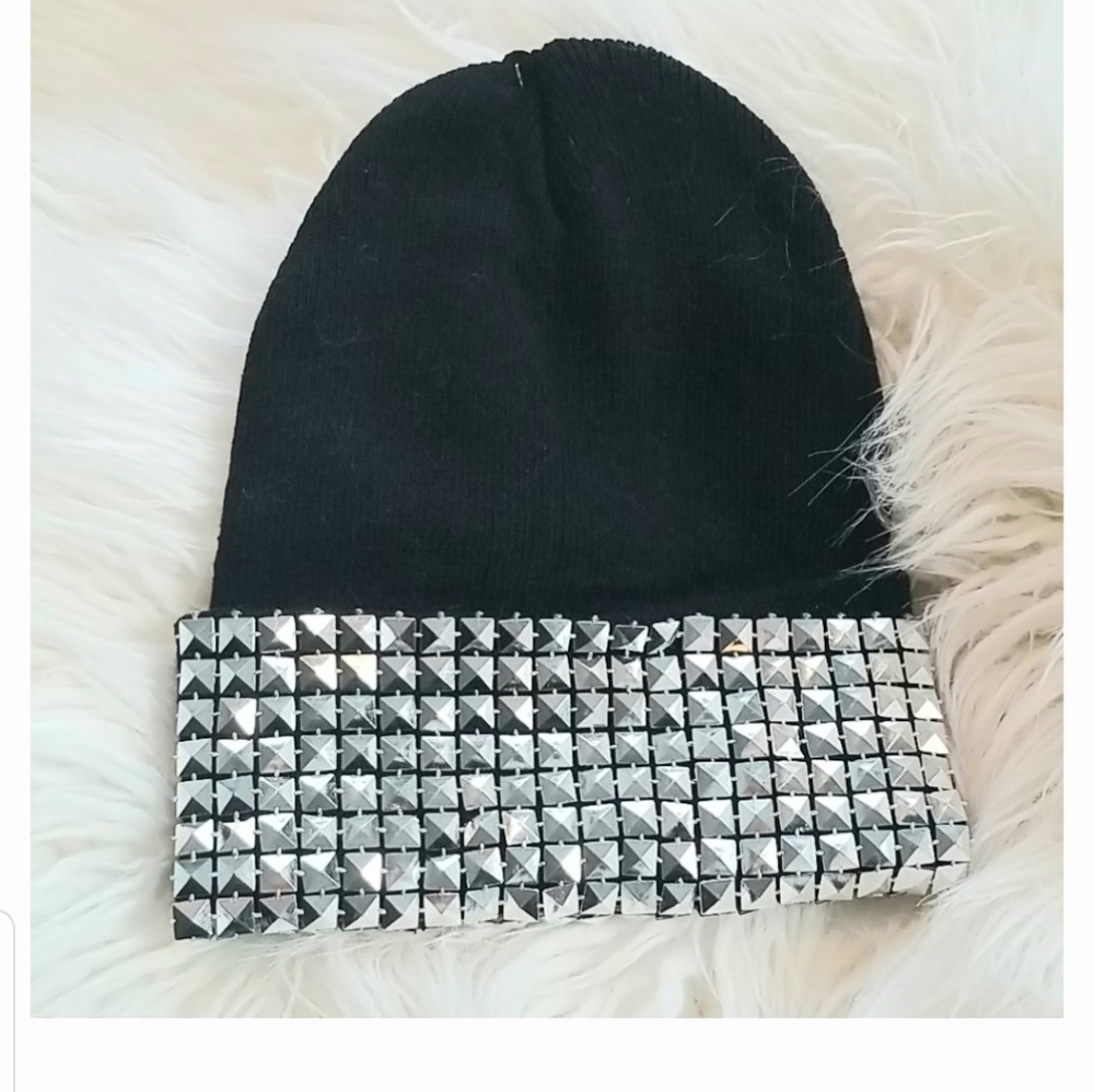 Black punk studded beanie